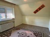 Schlafzimmer - 2 Zimmer Etagenwohnung zum Kaufen in Schönwald im Schwarzwald