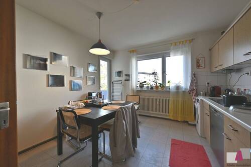Küche - 3 Zimmer Etagenwohnung zum Kaufen in Weil am Rhein