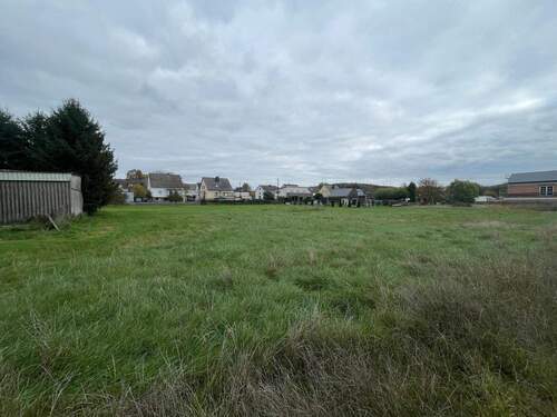 Straßenansicht links - Grundstück zum Kaufen in Salmtal