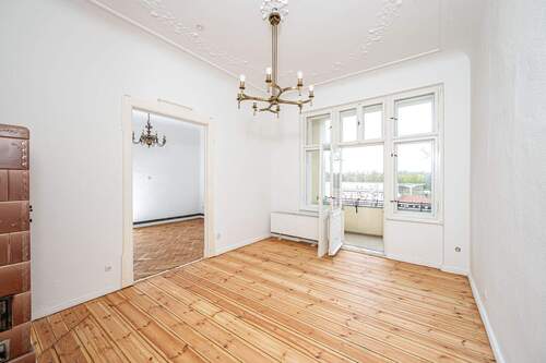 Wohnzimmer - 4 Zimmer Etagenwohnung in Berlin