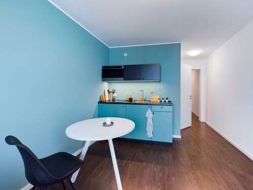 Küche - 1 Zimmer Etagenwohnung zur Miete in Berlin