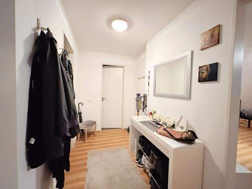 Flur - Etagenwohnung mit 55,00 m&sup2; in Krefeld zur Miete