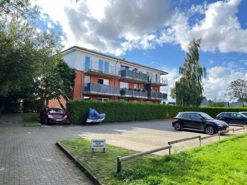 Außenansicht - Traumhafte ETW in Parow Kramerhof zum Kaufen im 2.OG