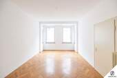 Bild 1 - * Provisionsfrei! 2 Zimmer, top saniert, Balkon & Altbaucharme im Szeneviertel Gostenhof! *