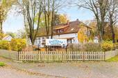 Straßenseite - 