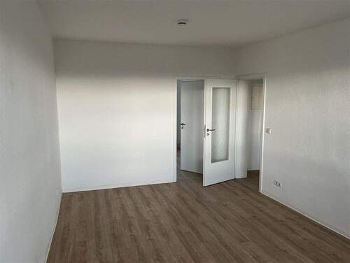 Raum_Wohnzimmer - 3 Zimmer Etagenwohnung zur Miete in Garz