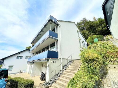 Außenansicht - Freistehendes 4-Parteien-Mehrfamilienhaus - saniert und vielseitig nutzbar