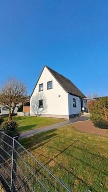 Außenansicht vorne - Einfamilienhaus mit 96,00 m&sup2; in Uetersen zum Kaufen