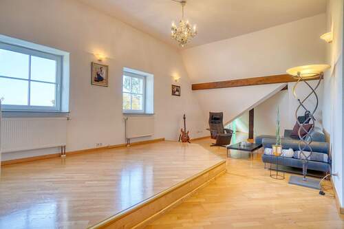offener Wohn-Essbereich - 2 Zimmer Etagenwohnung zum Kaufen in Erolzheim