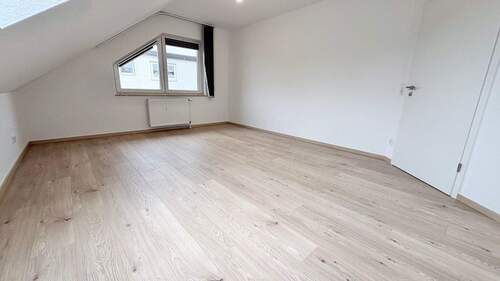 Schlafzimmer Ansicht 1 - 