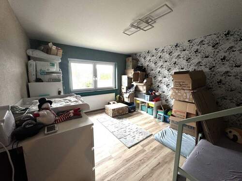 Kinderzimmer - 5 Zimmer Reihenmittelhaus in Saarbrücken