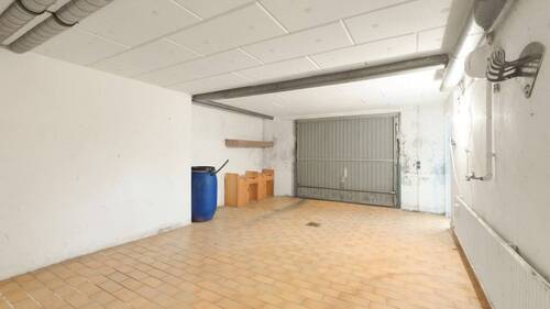 KG Garage - 