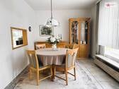 EG Wohnzimmer Essbereich_Durchreiche Küche - 