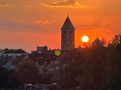 IMG_4005.jpg - 1 Zimmer Apartment-Wohnung mit neuerwertiger Einbauküche ab 01.12.2025 frei, gerne Dauermieter.