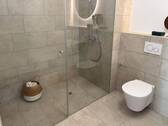 Musterwohnung_Badezimmer - 