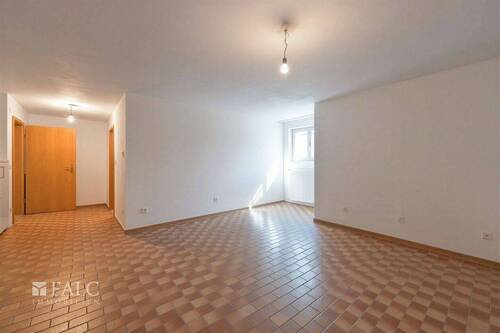 UG Zimmer groß Blick Gang - 