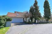 Einfahrt mit Grundstück - 6 Zimmer Einfamilienhaus in Kottgeisering