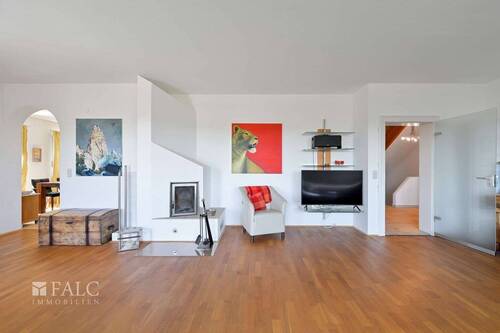 EG Wohnen Wand mit Kamin - 
