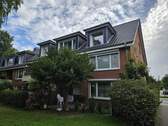 Hausansicht, Whg 1.Og rechts - Stilvolle, gepflegte, vom Eigentümer bewohnte 3-Raum-Wohnung mit Balkon in Hamburg Wilstorf