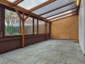 überdachter geschlossener Terrassenbereich - 
