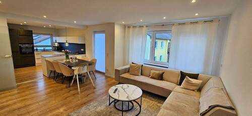 offene Küche.jpg - 4 Zimmer Etagenwohnung in Forstern