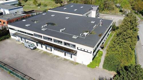 Luftbild.JPG - Lagerhalle in zentraler Lage von Geesthacht