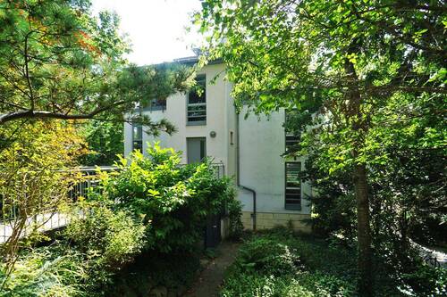 Frontansicht - Am Weißen Hirsch im Grünen - 1.020,00 EUR Kaltmiete, ca.  77,90 m² Wohnfläche