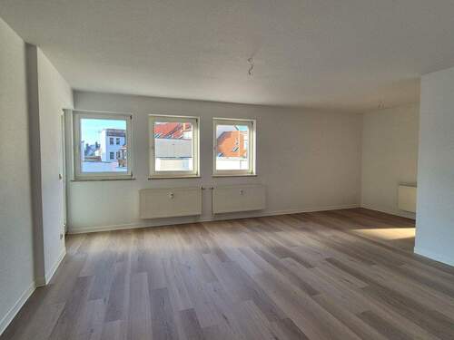 Wohnzimmer - 2 Zimmer Etagenwohnung in Döbeln