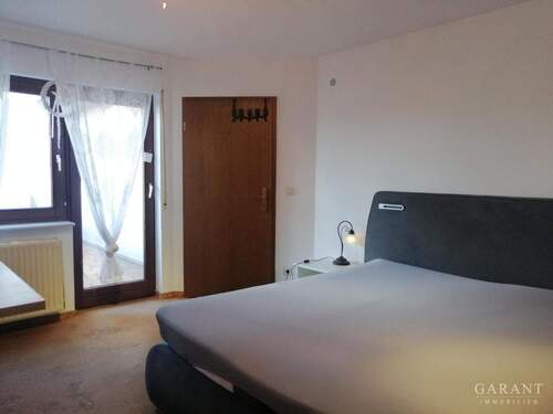 Schlafzimmer 1 OG - 6 Zimmer Reihenendhaus in Oedheim