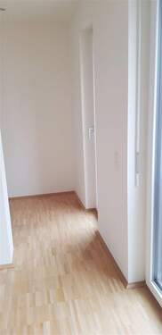 Schlafzimmer mit Ankleiderbereich - 