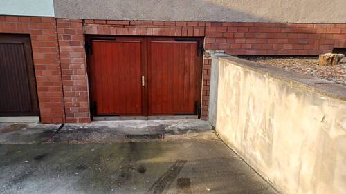 Garage - 5 Zimmer Doppelhaushälfte zum Kaufen in Plauen