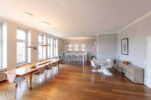 Wohn-Essbereich - 3 Zimmer Etagenwohnung zum Kaufen in Düsseldorf
