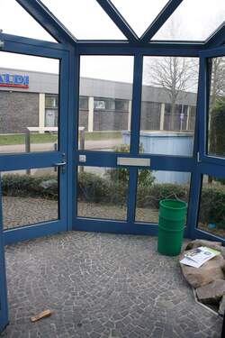 Wintergarten-Eingang (separat) - 3 Zimmer Etagenwohnung zum Kaufen in Herne