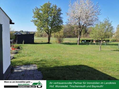 Garten - Einfamilienhaus mit 94,00 m² in Selb zum Kaufen