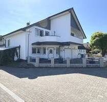 Attraktives Einfamilienhaus Bj. 1999, topzentrale, ruhige Ortslage! - Garrel