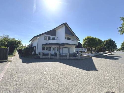 Bild 2 - 4 Zimmer Mehrfamilienhaus, Wohnhaus zum Kaufen in Garrel