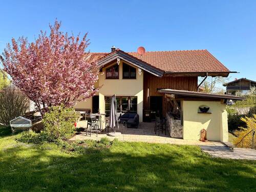 Blick zum Haus - 
