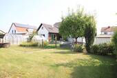 Wunderbares Grün - 5 Zimmer Einfamilienhaus zum Kaufen in Neumarkt in der Oberpfalz / Woffenbach