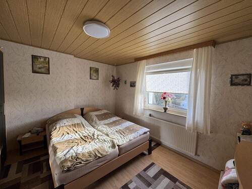 Schlafzimmer OG - 