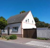 Familienidyll mit viel Nebengelass! - Tucheim