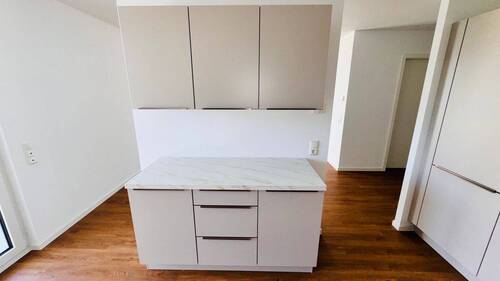 Bild 2 - 5 Zimmer Etagenwohnung zur Miete in Schönefeld