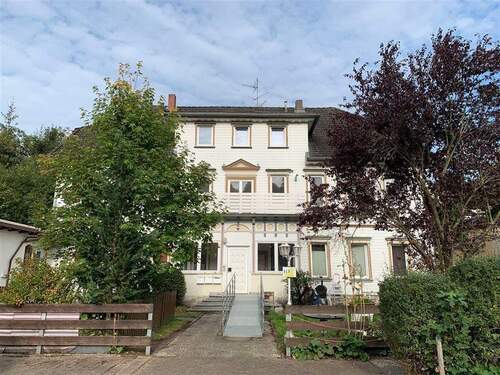 Hausansicht - 3 Zimmer Etagenwohnung zur Miete in Osterode am Harz