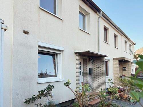 14346 LooseImmo Ansicht vorne - 4 Zimmer Reihenmittelhaus zum Kaufen in Hamburg Bramfeld