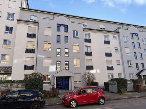 Haus Straßenseite - 