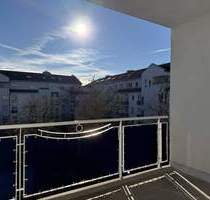 KNIPFER`S IMMOBILIENSCHÄTZE - Elegante 3 ZKB mit Loggia und TG in der Firnhaberau zum Kauf! - Augsburg / Firnhaberau Lechhausen