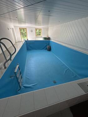 Schwimmbad - 