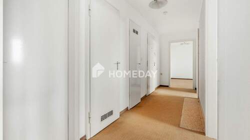 Flur 2 - Etagenwohnung mit 78,00 m&sup2; in Nürnberg zum Kaufen