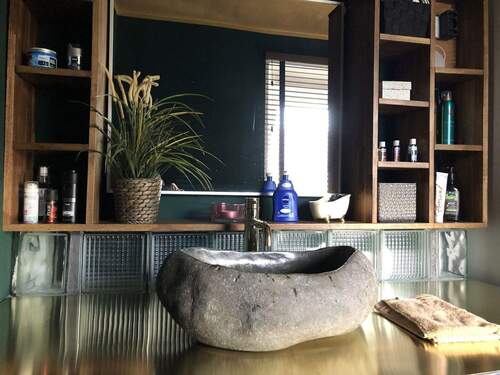 Badezimmer / Ostseite - 