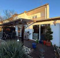 Ankommen, durchatmen, zuhause sein - Reihenendhaus mit Garten & Westausrichtung - Augsburg Universitätsviertel