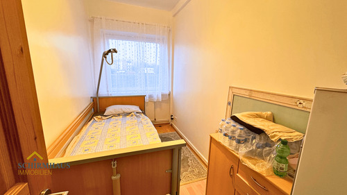 Halbes Zimmer - 